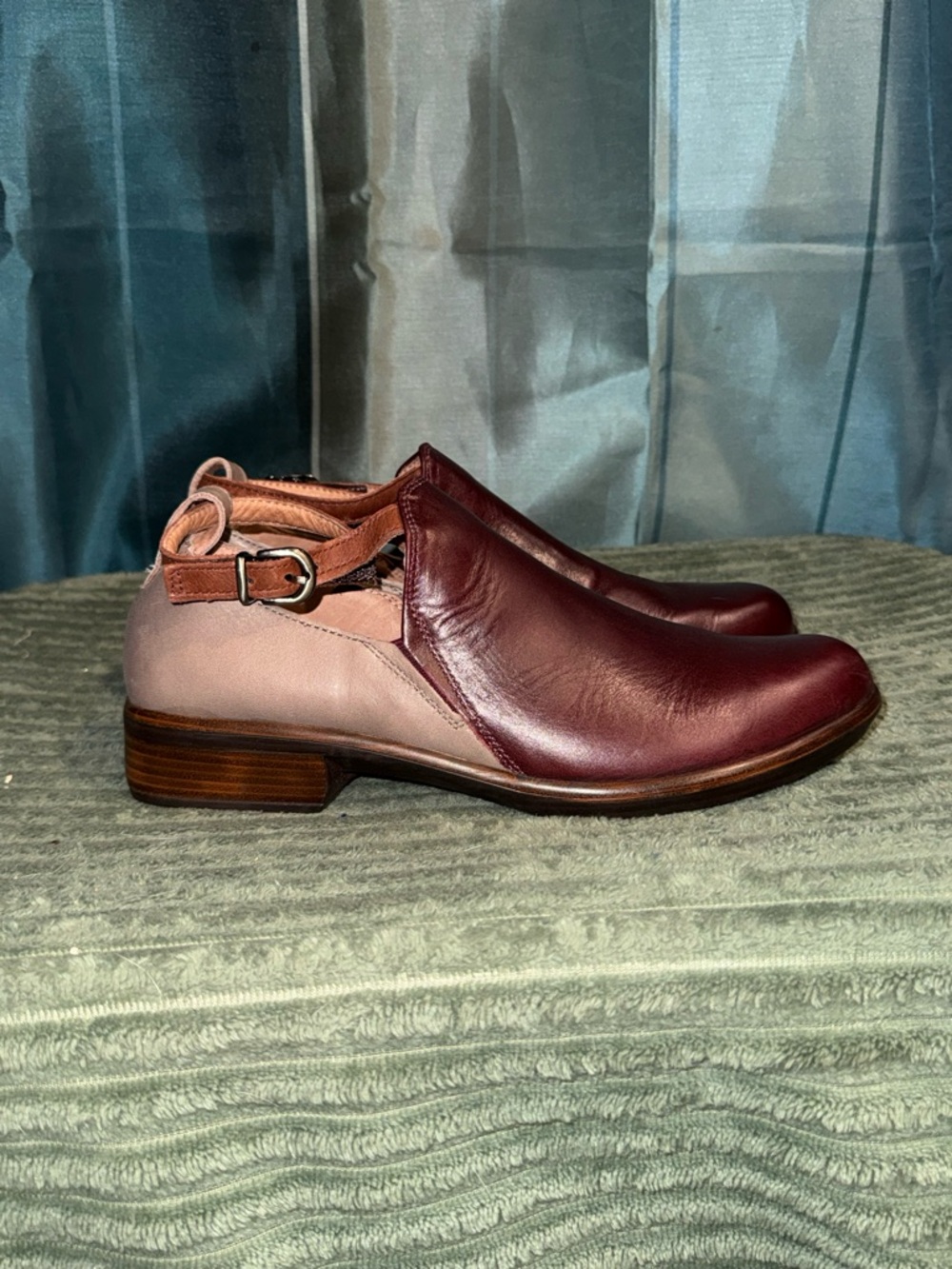 Naot Two-Tone Leather Mules in Burgundy and Blush